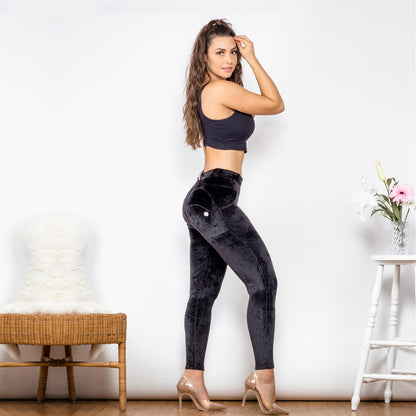 Shascullfites Melody push up black velvet pants